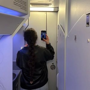 💙Meet the Seller💙